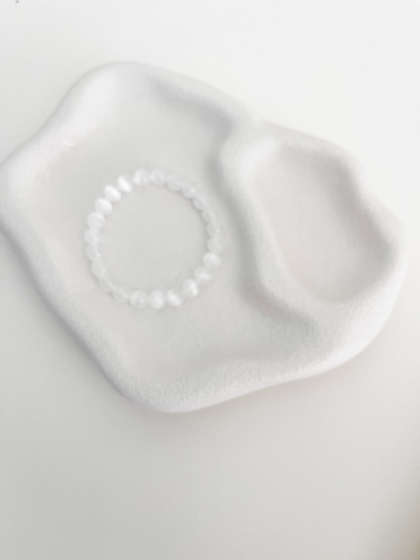 Crystal Jewellery - Selenite 8mm Bead Bracelet