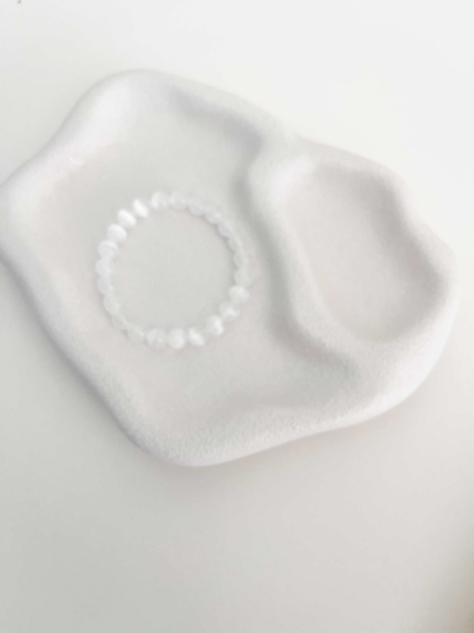 Crystal Jewellery - Selenite 8mm Bead Bracelet