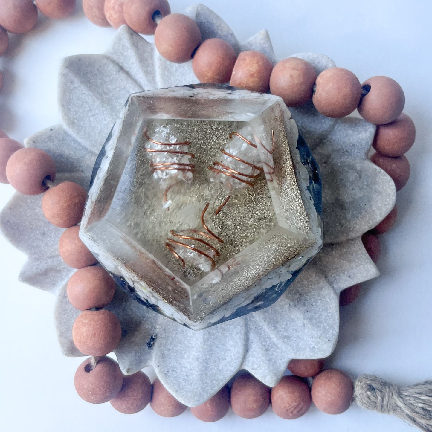 Polygon Orgonite Shape - Sodalite & White Quartz