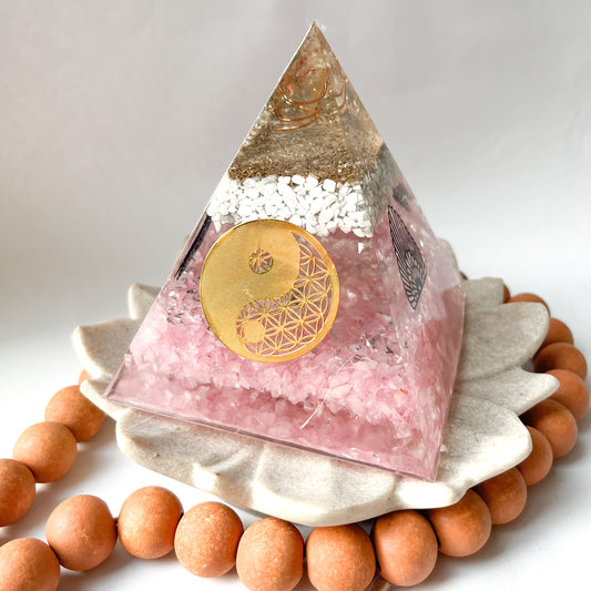 Howlite & Rose quartz Orgonite Pyramid