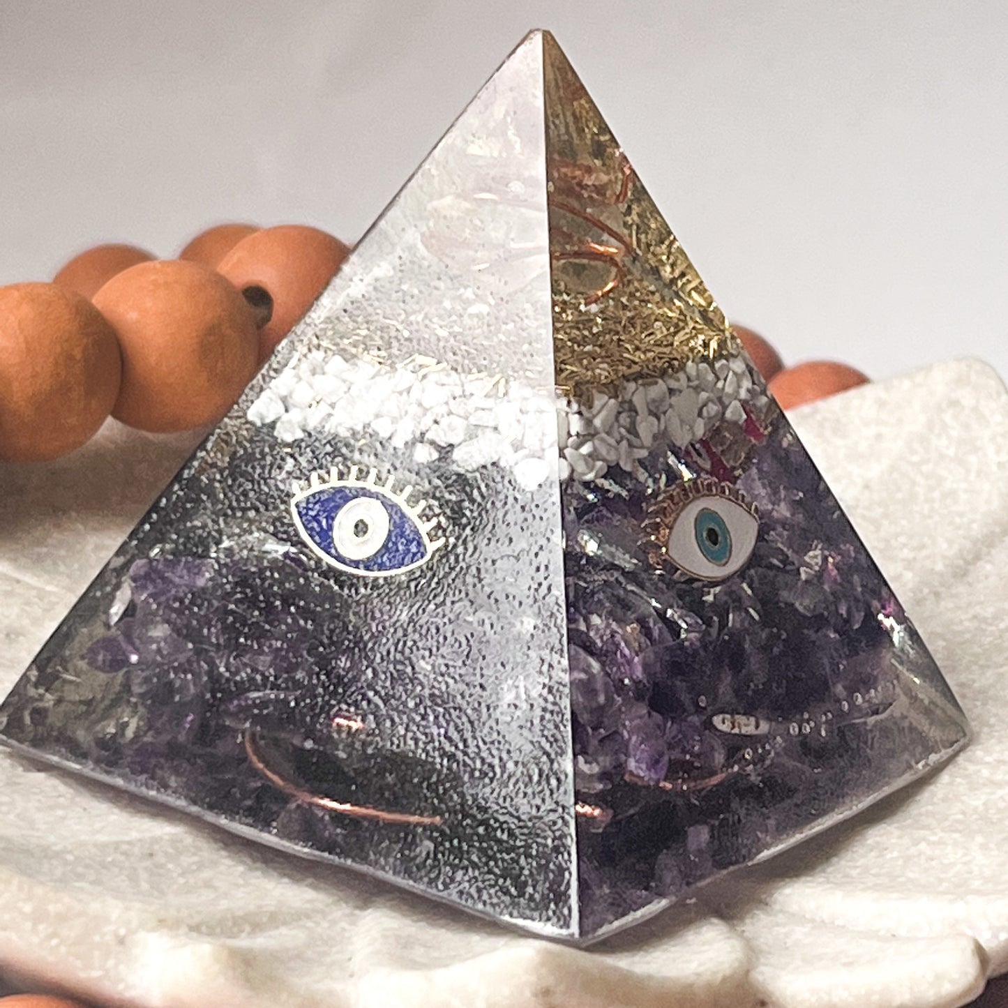 Small Orgonite Pyramid 7.5cm Height - Amethyst & Howlite Evil Eye