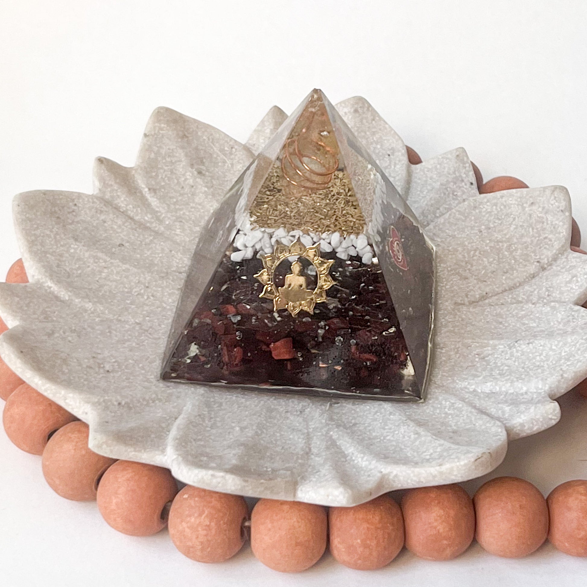 Small Orgonite Pyramid 7.5cm in Height - Howlite & Red Tigers Eye